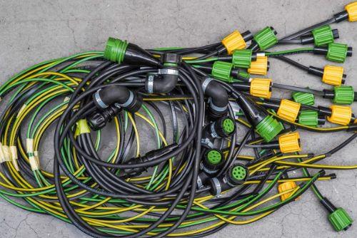 Wiring & plugs